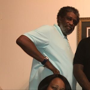 Meet your Posher, Lloyd