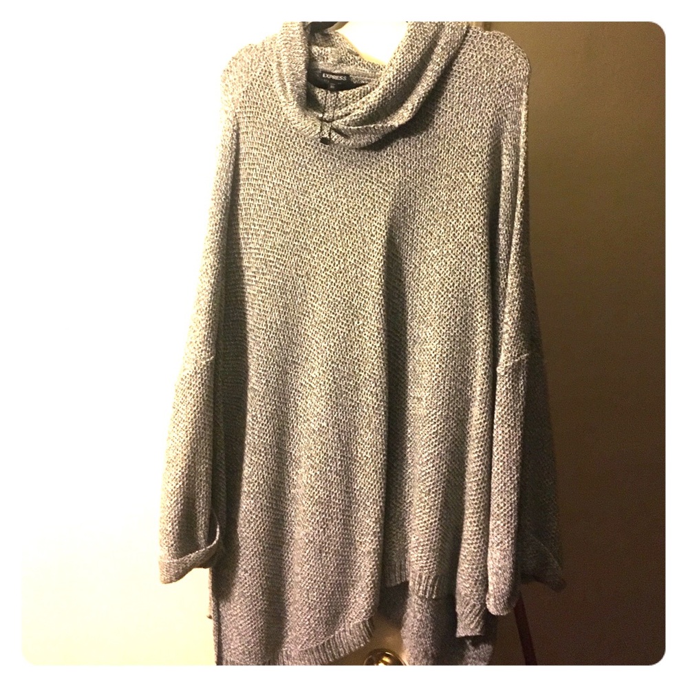 M/L Express sweater shirt