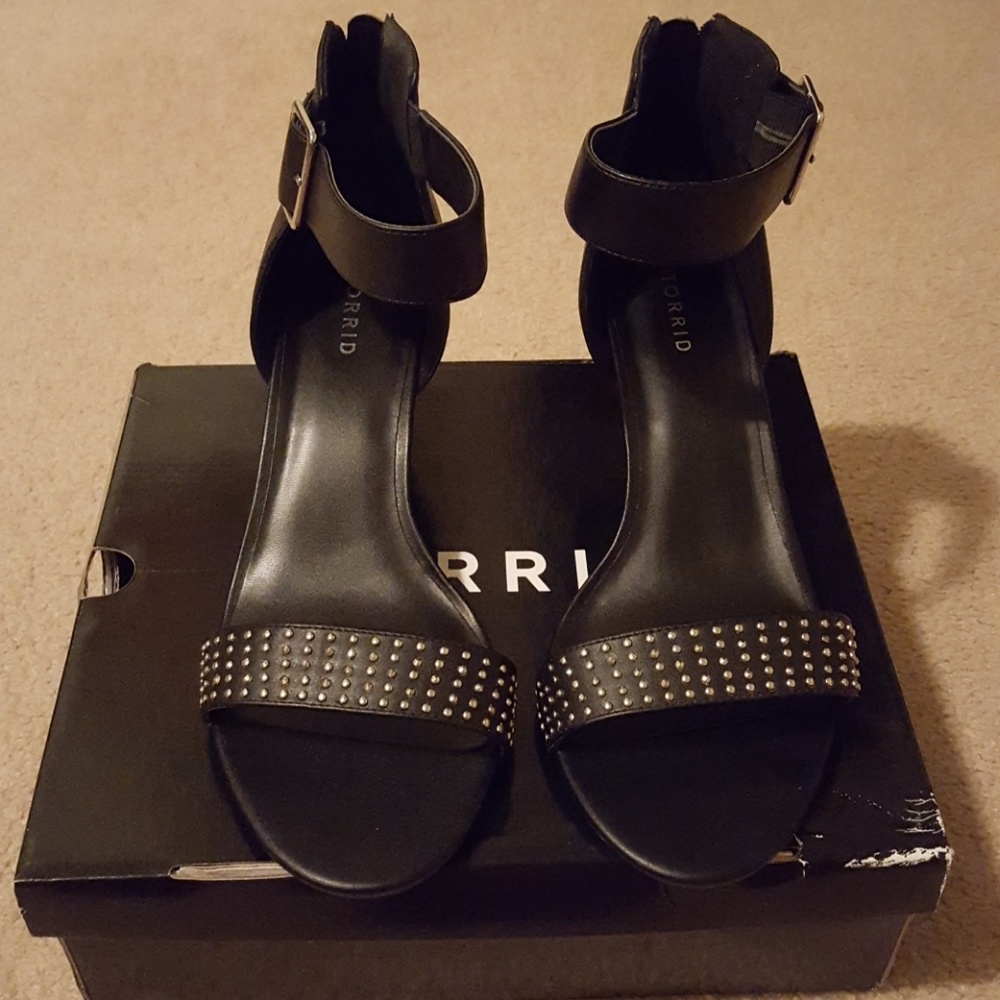Torrid Black Studded Mini Wedges
