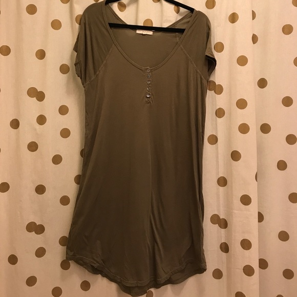 Urban Outfitters Dresses & Skirts - Truly Madly Deeply/Urban Outfitters Olive Dress