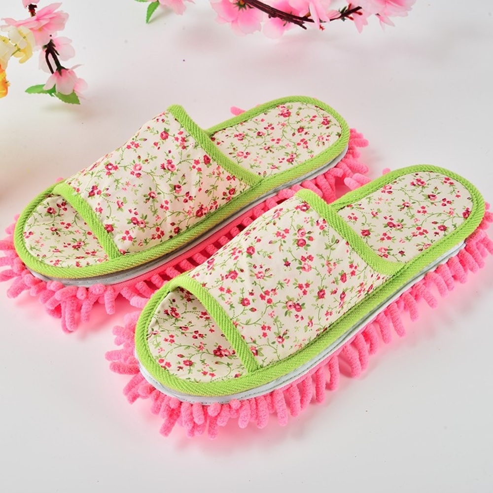NWT Mop Slippers cleans floor as you walk WASHABLE