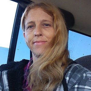 Meet your Posher, Tina