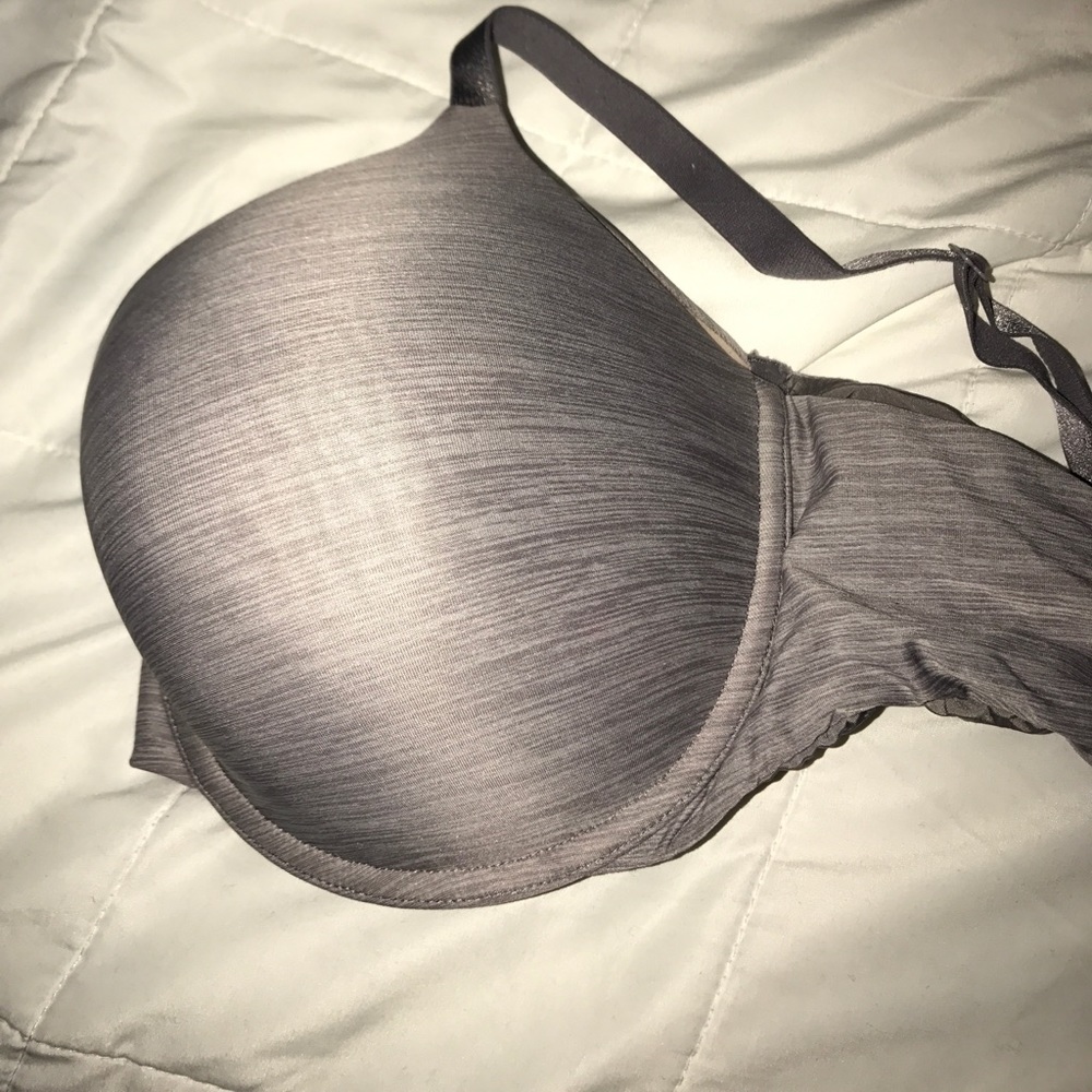 VS bra 38DDD WORE A FEW TIME'S