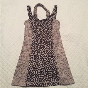 Lulu Lemon tank top (new condition)