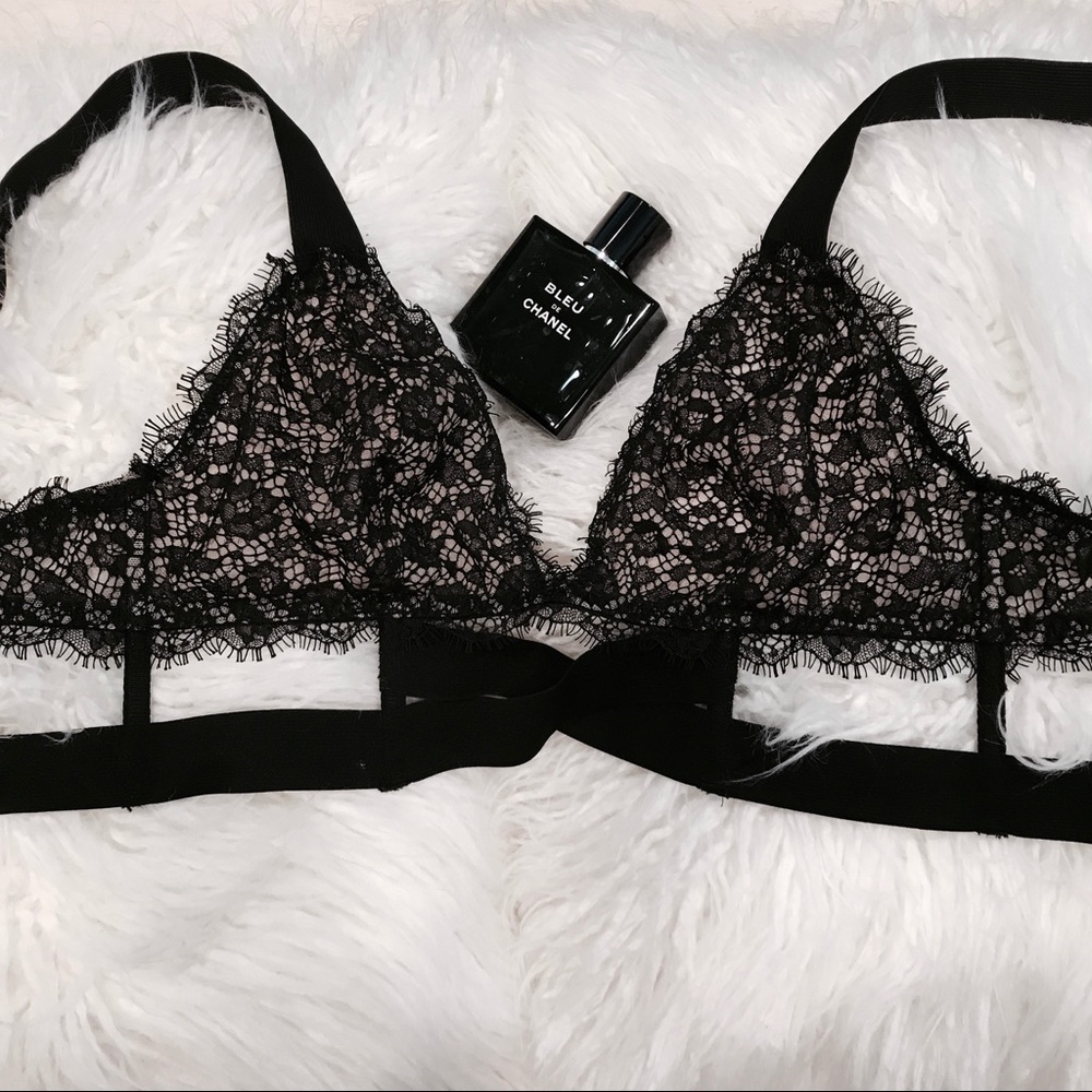 Victoria Secrets Black Lace Bralette