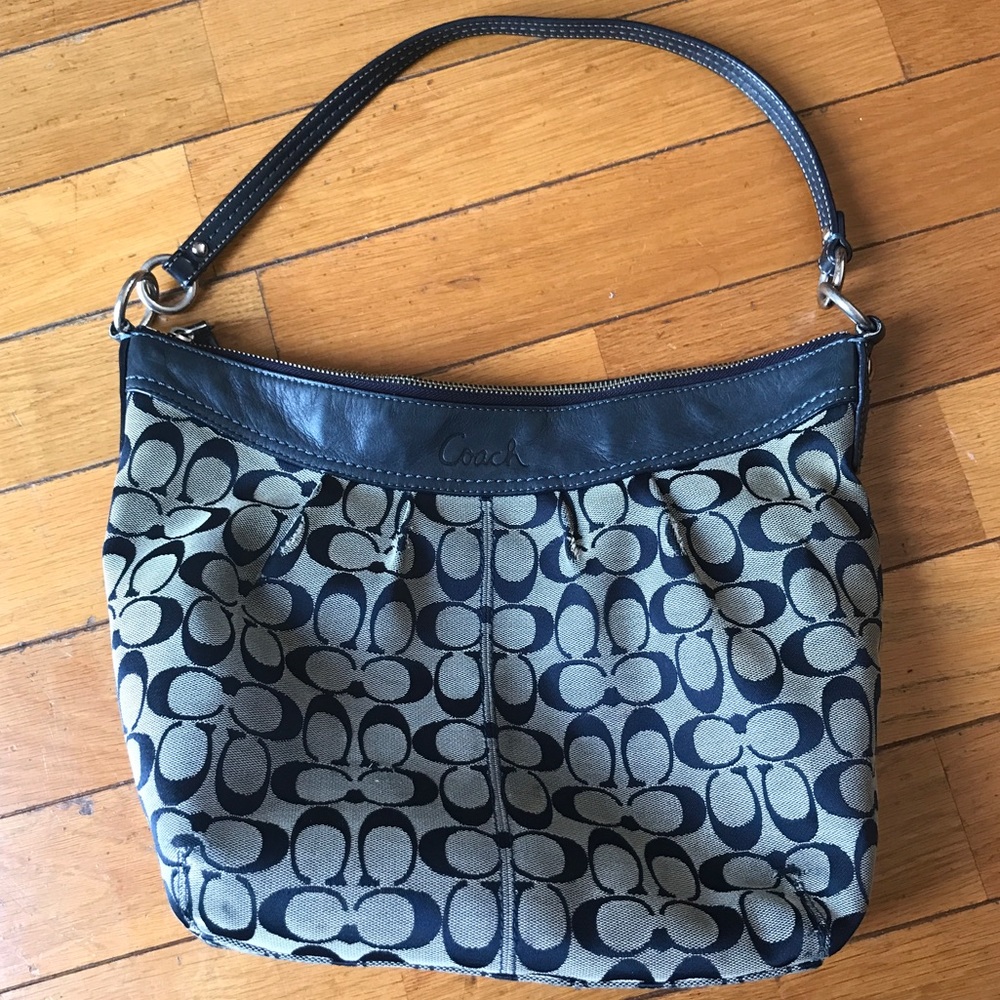 Coach Signature Hobo Shoulder Bag