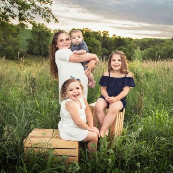 Meet your Posher, Joy - Picture 1 of 1