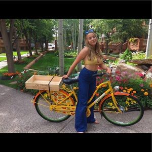 Meet your Posher, Perry