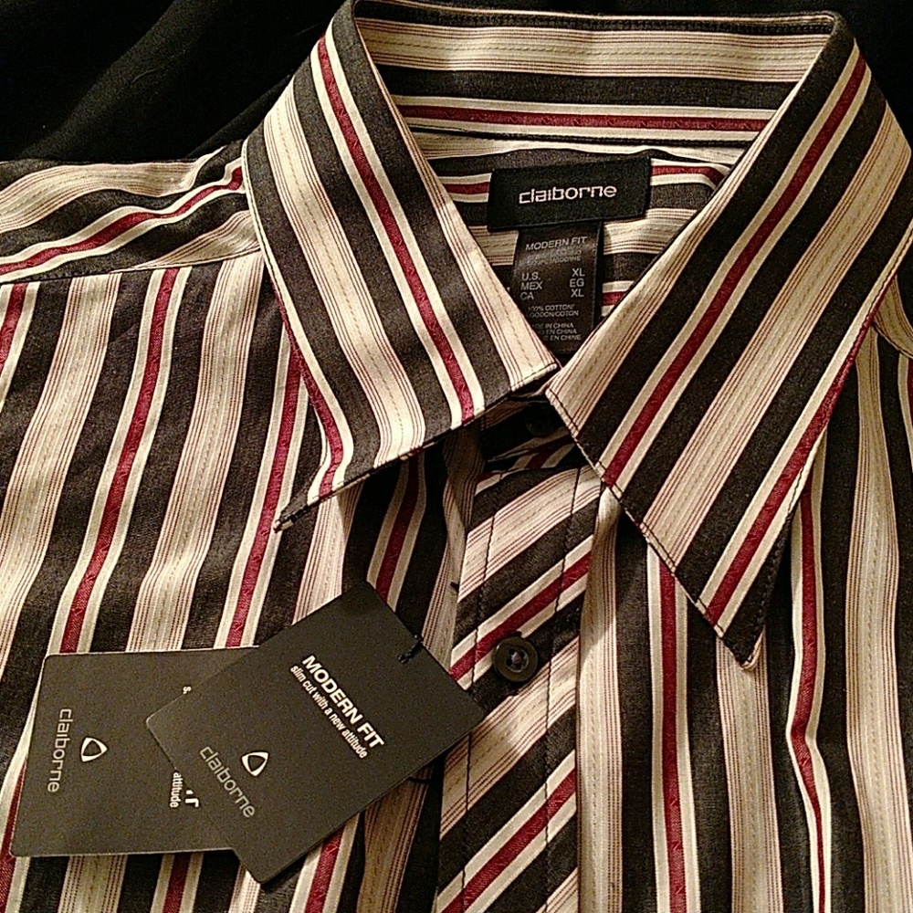 Button down collared shirt - Picture 3 of 3