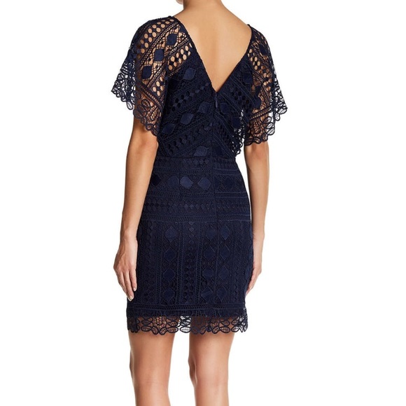 Embroidered crochet v-neck dress navy with nude - Picture 2 of 4