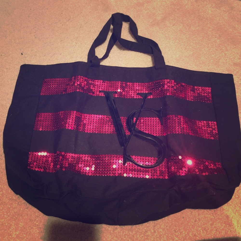 Vistoria secret tote