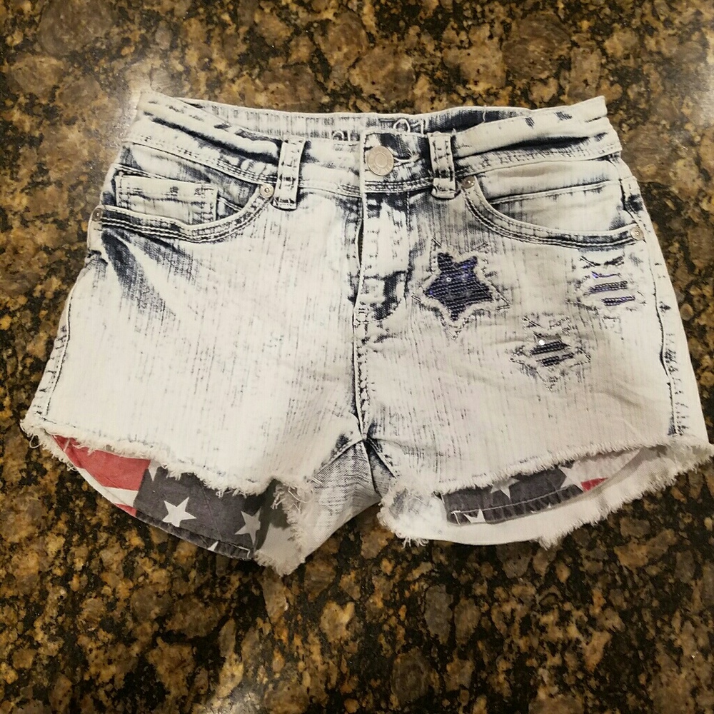 Patriotic denim shorts