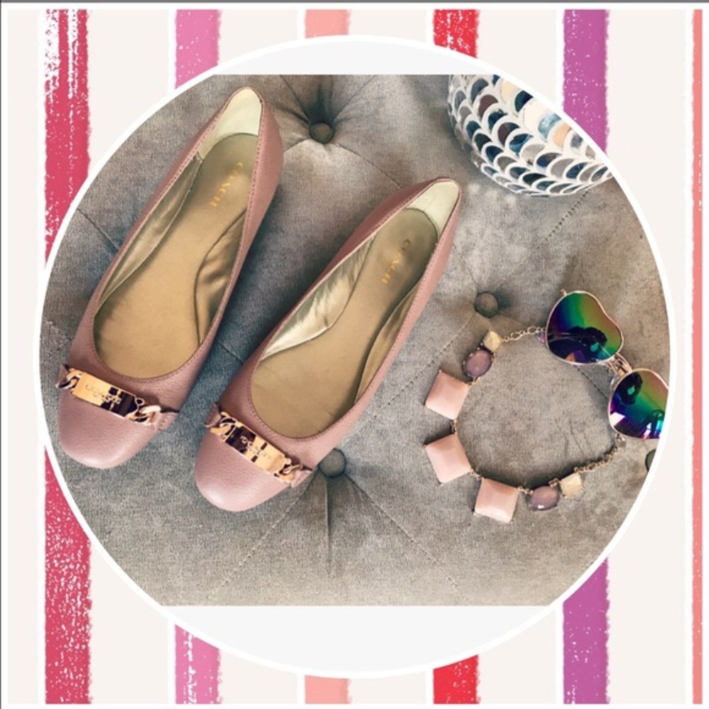 🌷🌷🌷COACH FLATS SIZE 8🌷🌷🌷