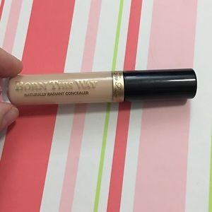 Too Faced Born This Way Concealer