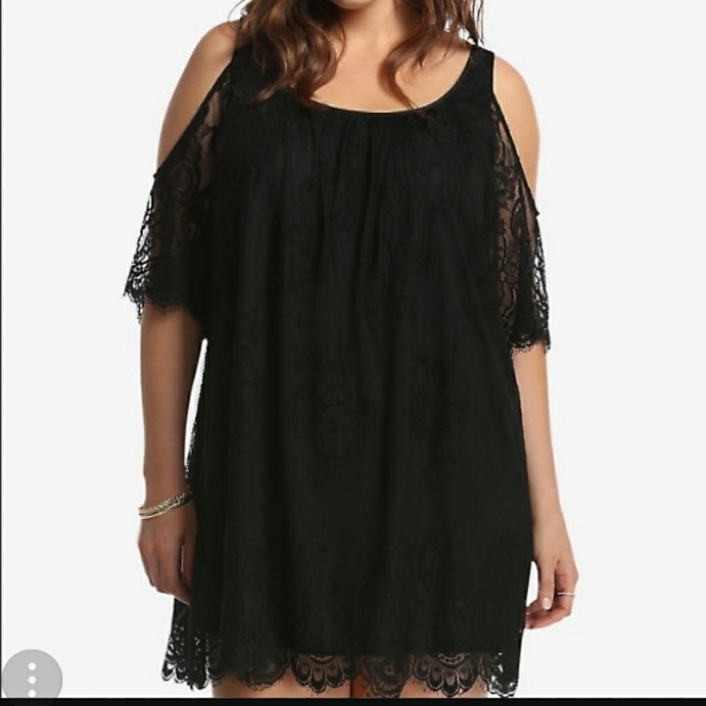Torrid cold shoulder lace dress
