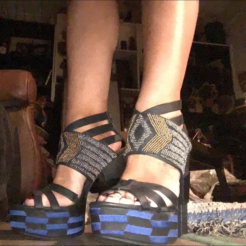 Michael Antonio studio retro chunky platform heels