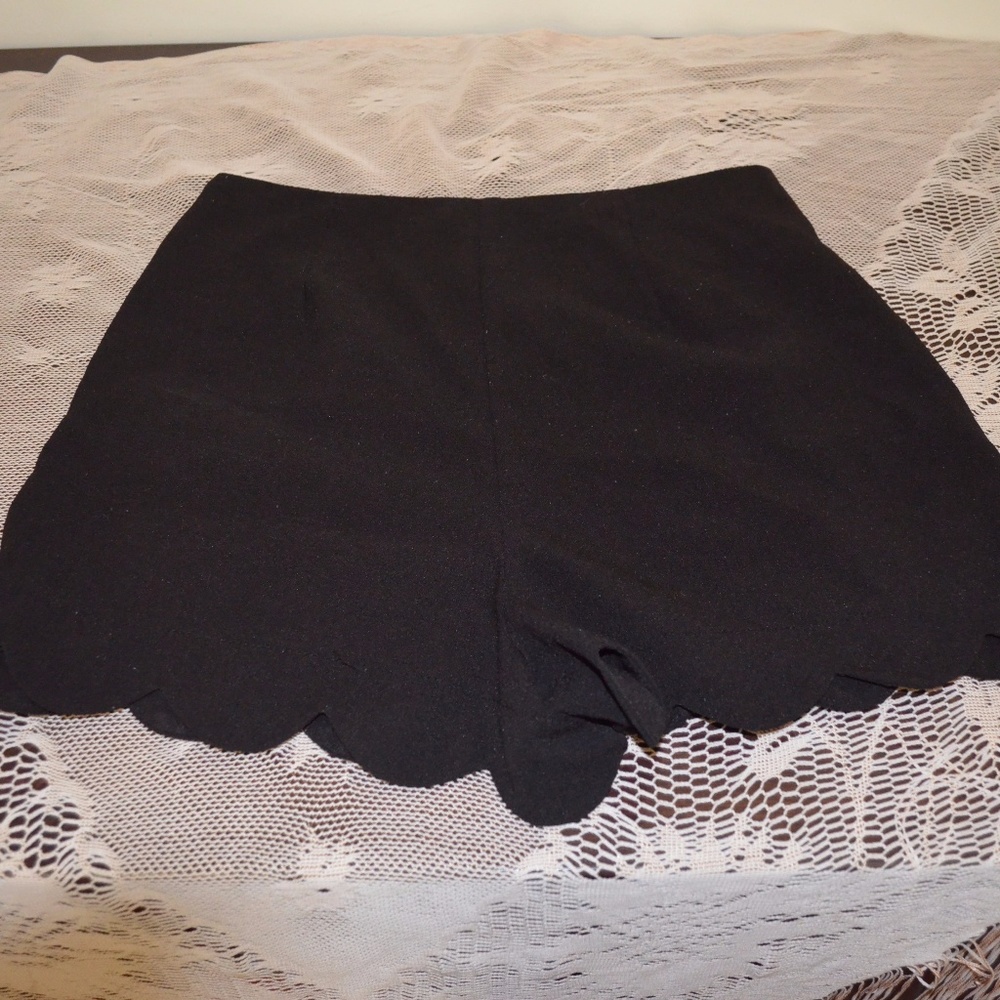 Black Scalloped, High-waisted Shorts!