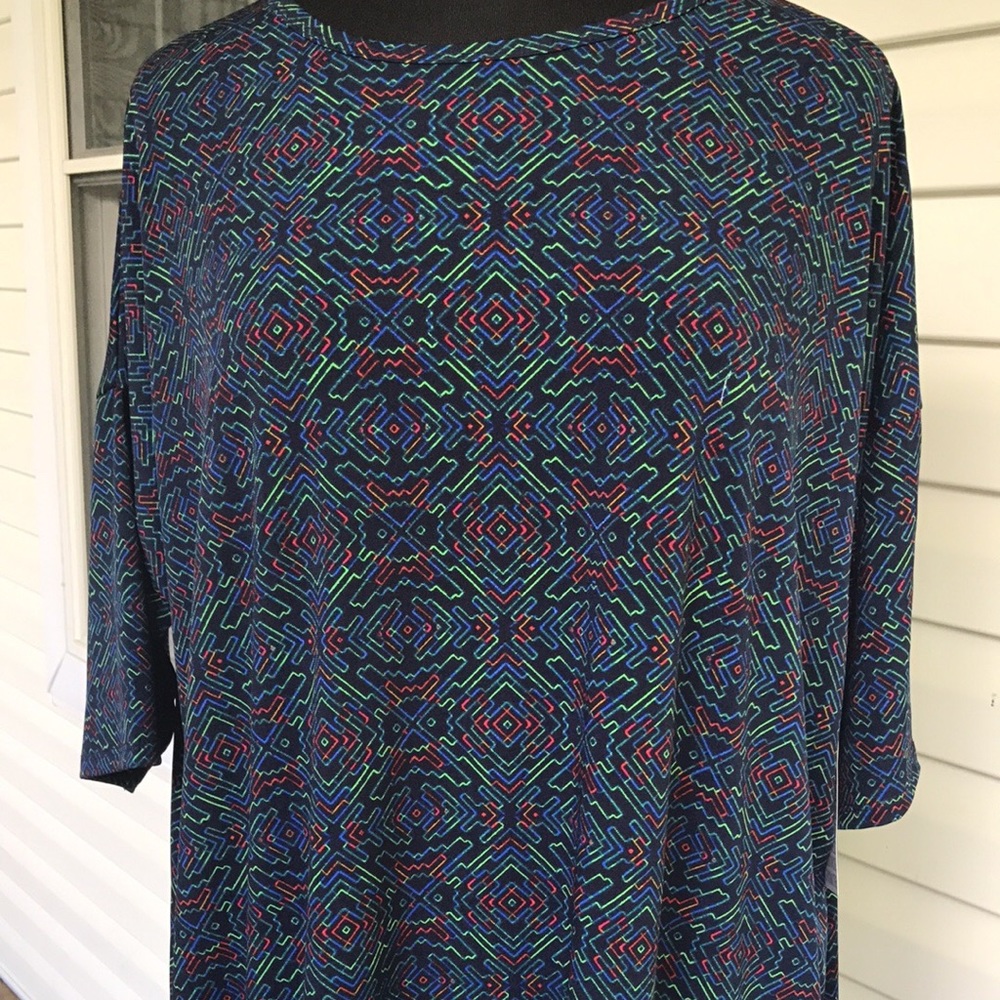 BNWT LuLaRoe Irma- Large