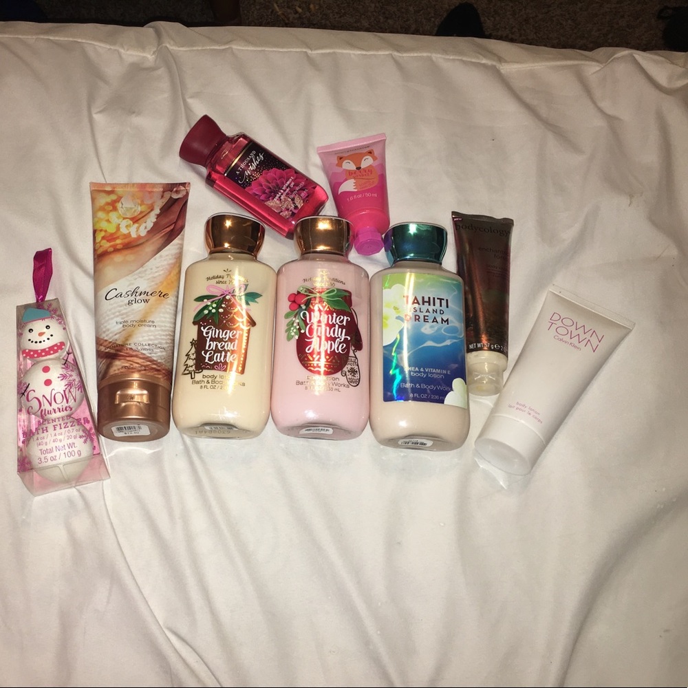 7 lotions & body wash & bath fizzers bundle!