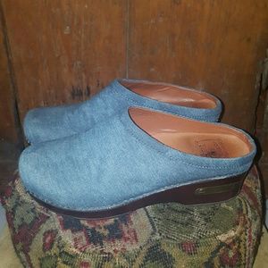 Lucky Brand Denim Clogger Slip-ons size 8