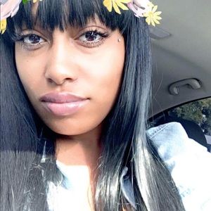 Meet your Posher, Kyerra