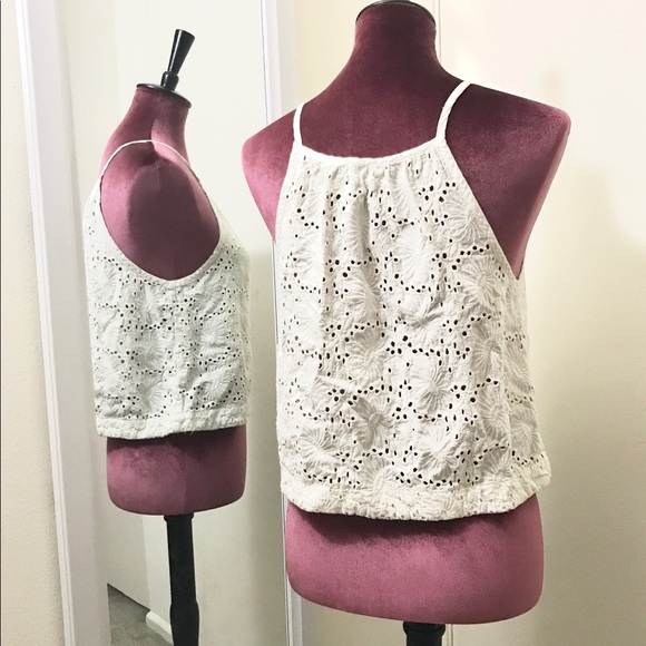 FOREVER 21 Eyelet Tank Top - Picture 3 of 5