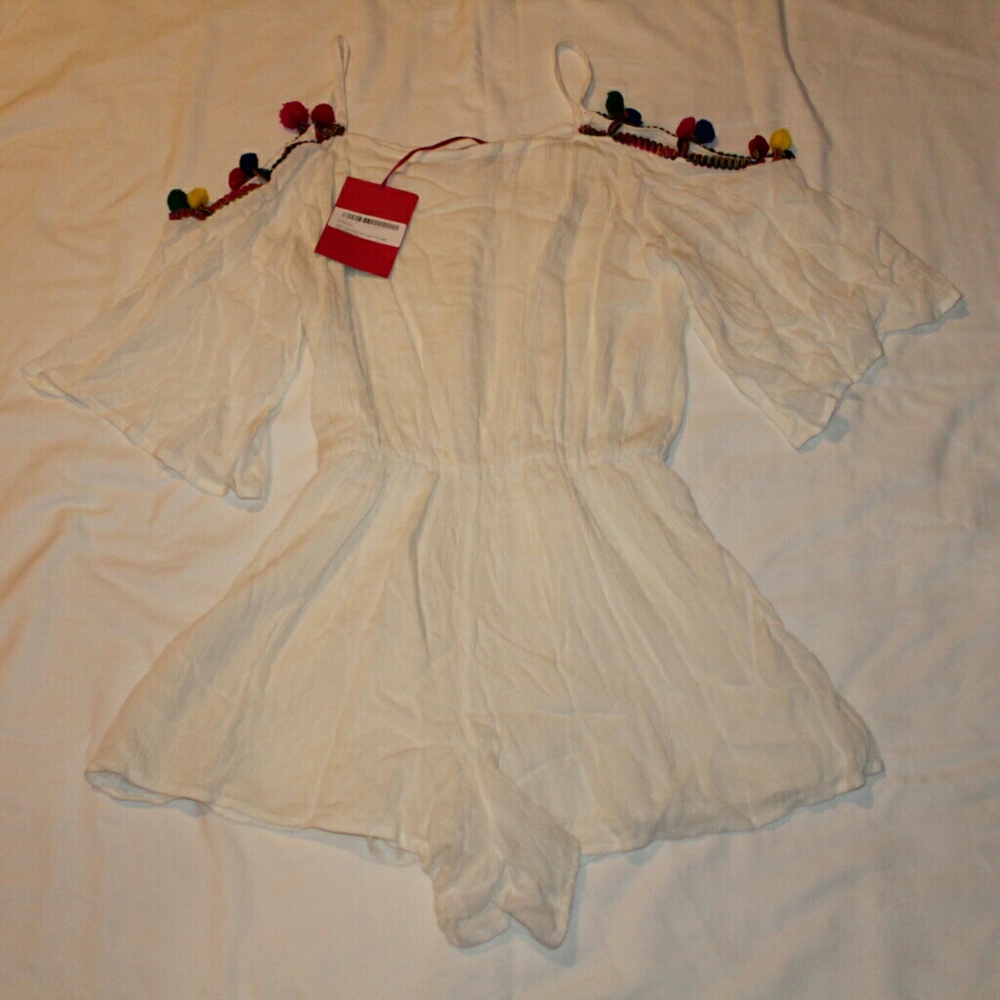 Boohoo Ivory Pom Pom Cold Shoulder Romper