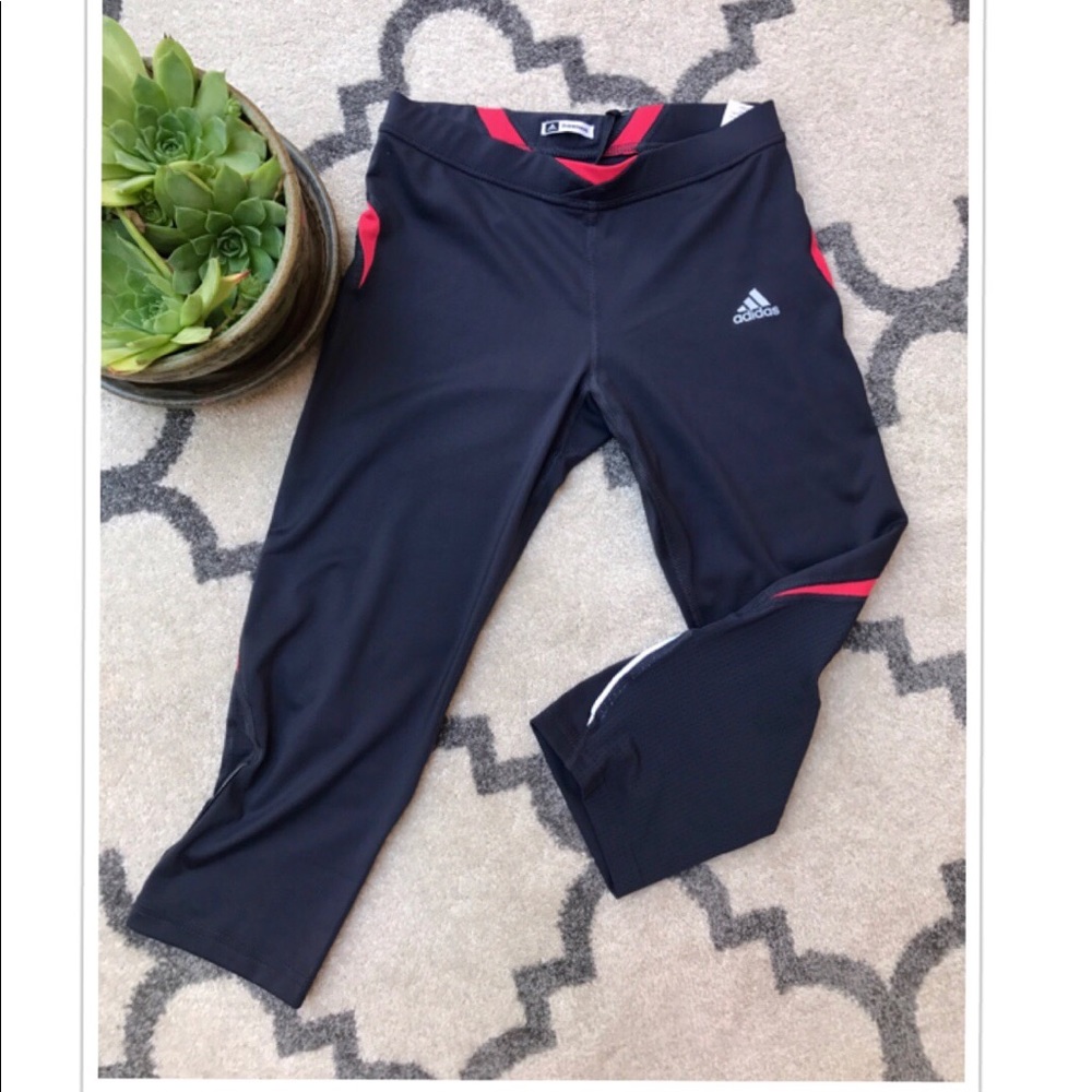🏃🏽‍♀️ Adidas workout capris