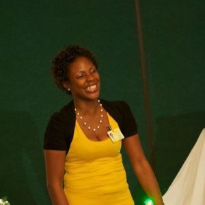 Meet your Posher, Toya