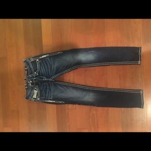 Dark was rock revivals