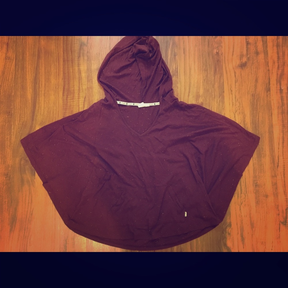 Roxy Scarlet Beach Poncho Top with pocket