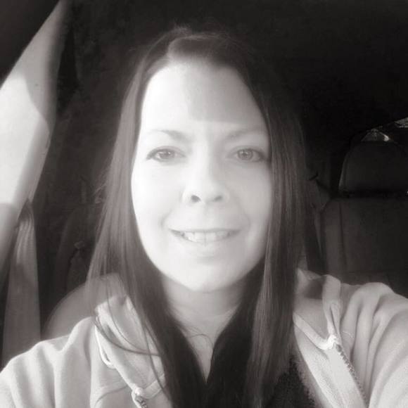 Meet your Posher, Bobbi - Picture 1 of 1