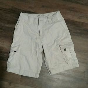 Caki cargo shorts