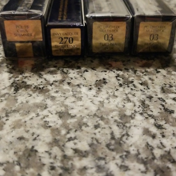 Estee Lauder Set - Picture 3 of 3