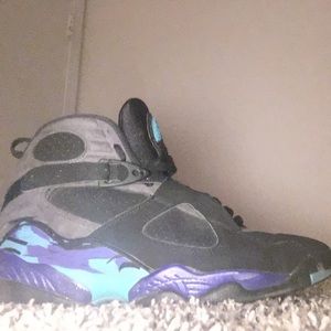 Jordan aqua 8s size:10