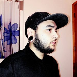 Meet your Posher, Christopher