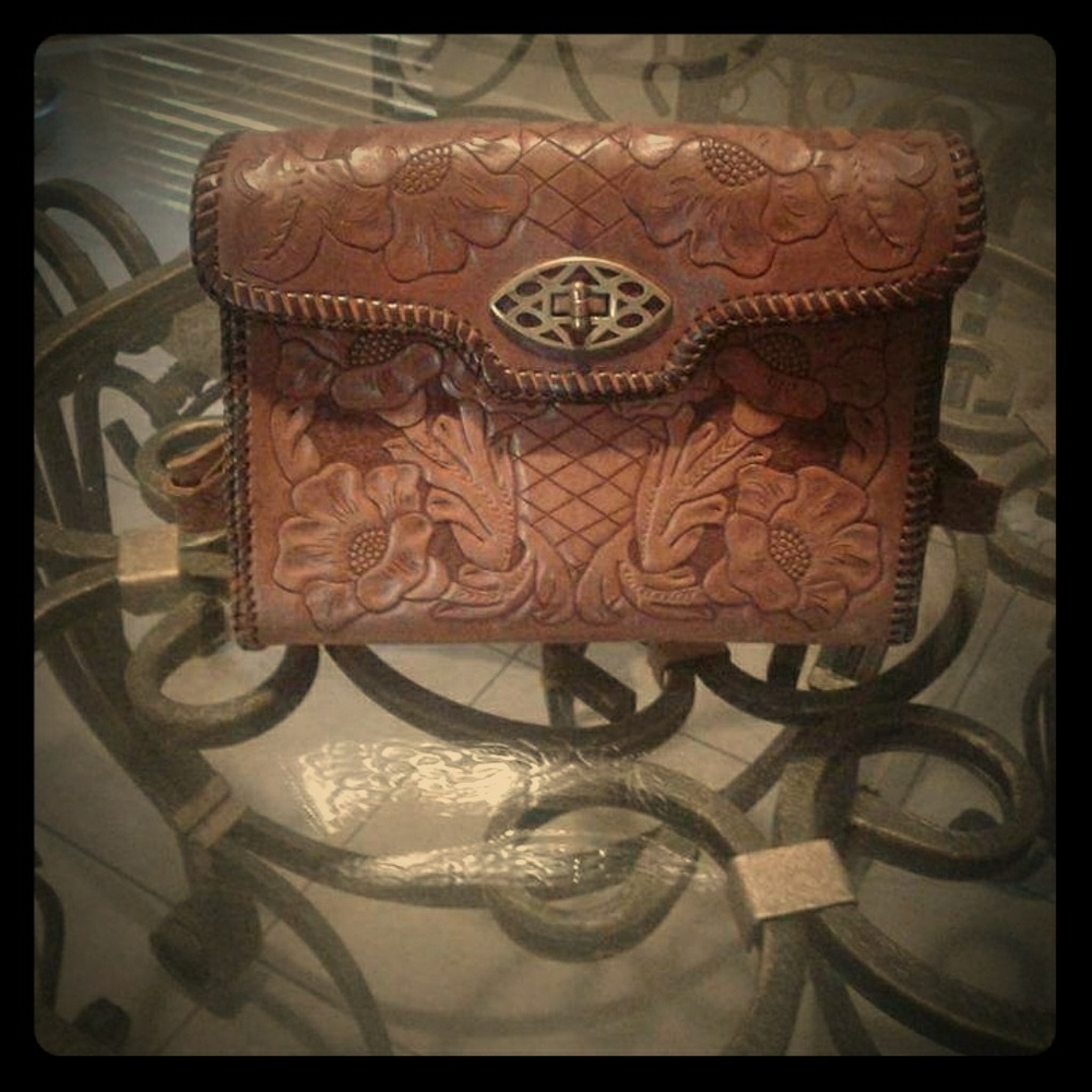 60/70's hand tooled Leather Purse