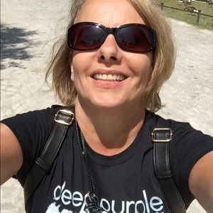 Meet your Posher, Vickie