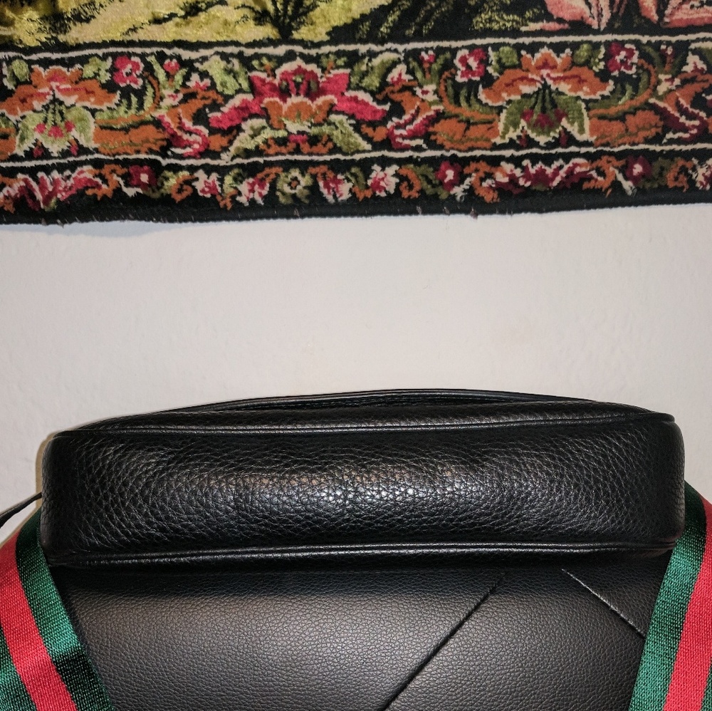 ❤️SOLD💕AuthenticGucciSoho Flap Bag Black leather - Picture 4 of 7