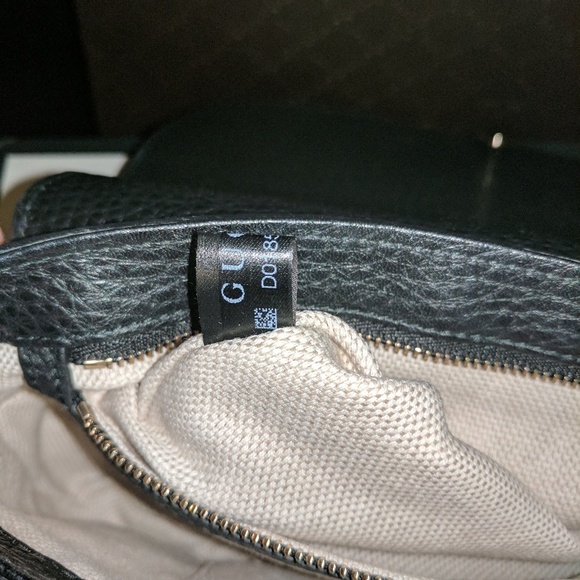 ❤️SOLD💕AuthenticGucciSoho Flap Bag Black leather - Picture 7 of 7