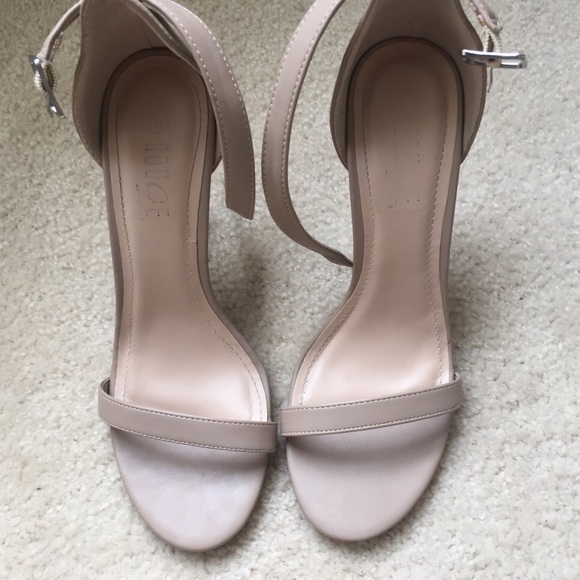 Shoes - Picture 2 of 5