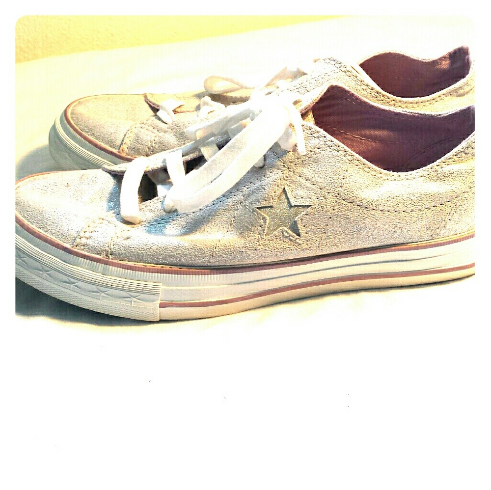 Metallic Converse One Star