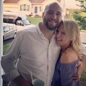 Meet your Posher, Dana