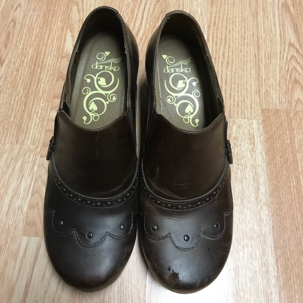 Dansko size 41 brown clogs