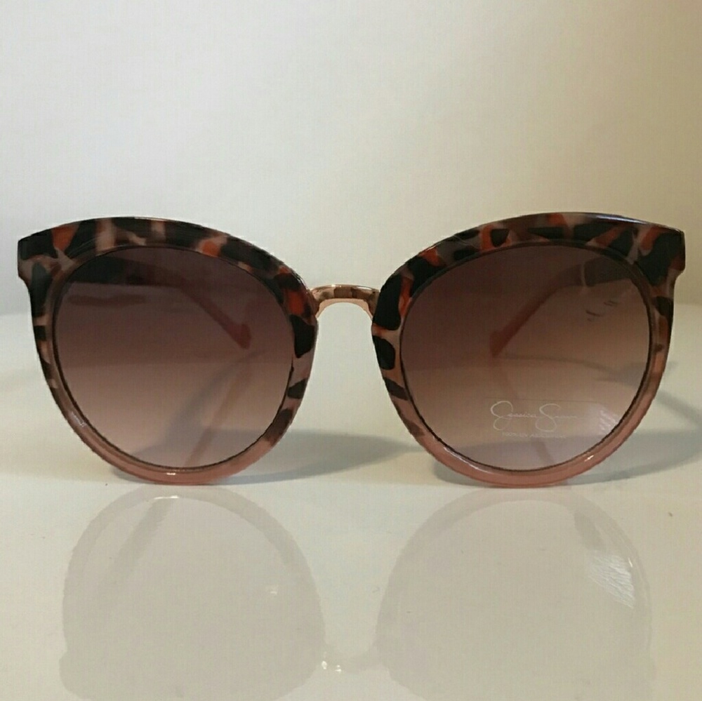 SALE TODAY! Jessica Simpson Cat Eye Sunglasses EUC