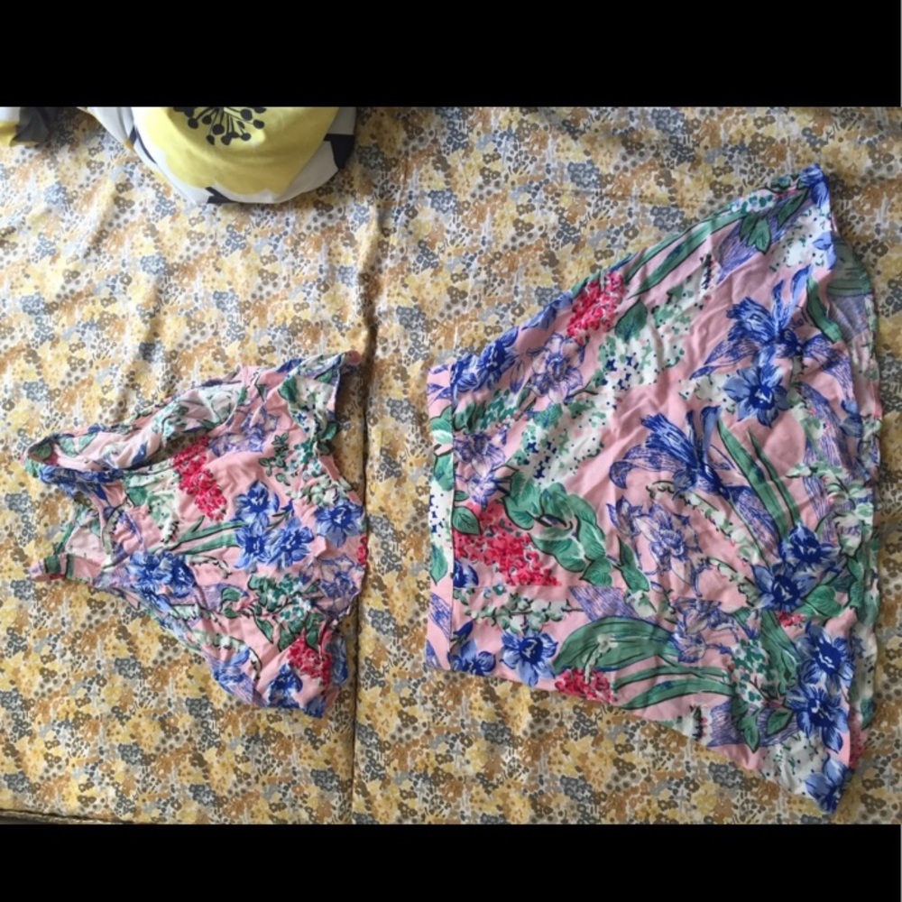 AA skirt and top set. (Relisted) (Reserved❗️