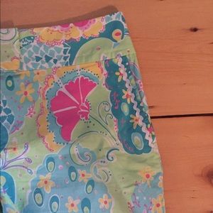 Lilly Pulitzer Southern Belle Peacock Print Shorts