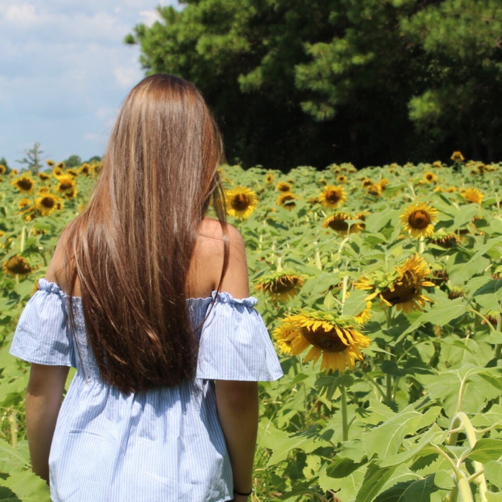 Meet your Posher, Emily