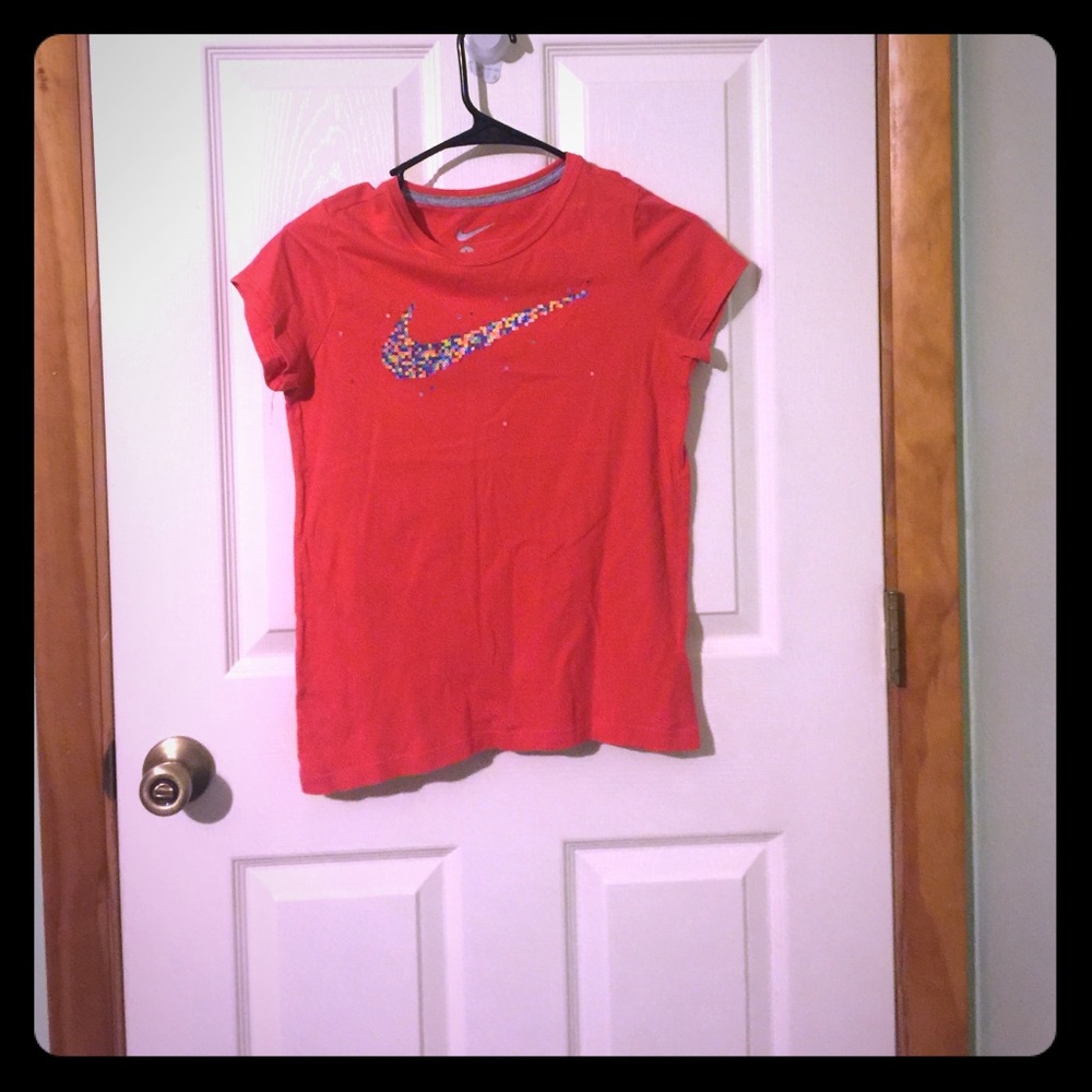Kids Nike t-shirt