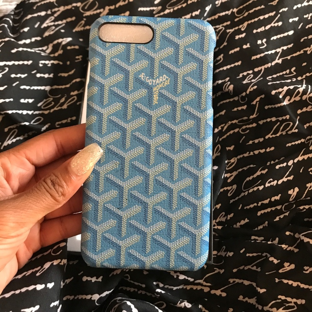 GoYard iPhone 7 + defender phone case